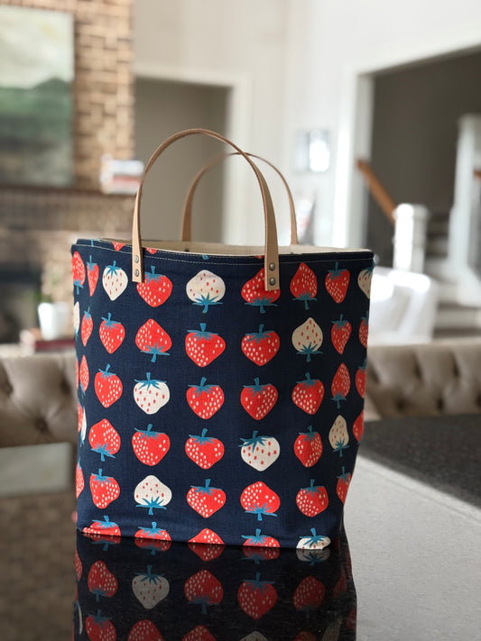 Berries Navy w/ Blue Stem Bucket Bag