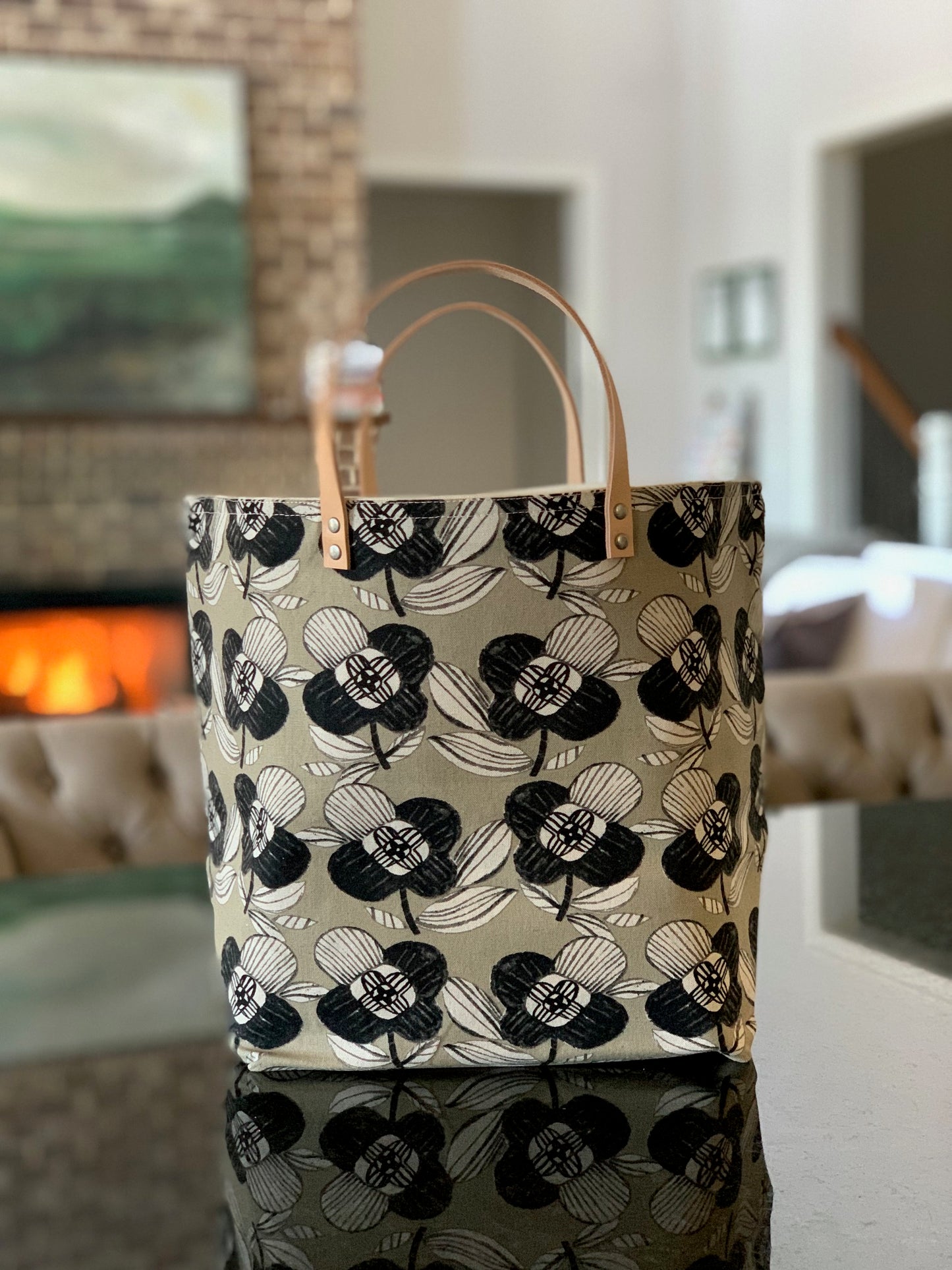 Amsterdam Bucket Bag