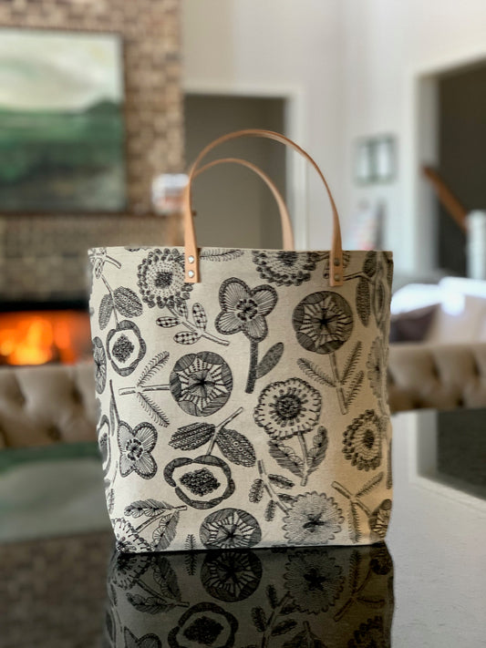 Sketch Buds Bucket Bag